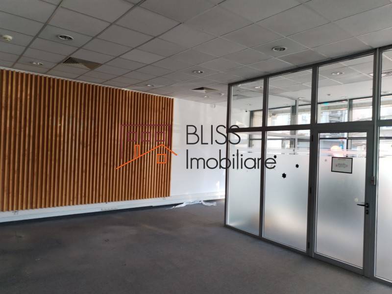spațiu de birouri de Inchiriat KM 0 | Ultracentral - 9 Camere - ID:120663 | Bliss Imobiliare / Photo 2 - BLISS Imobiliare