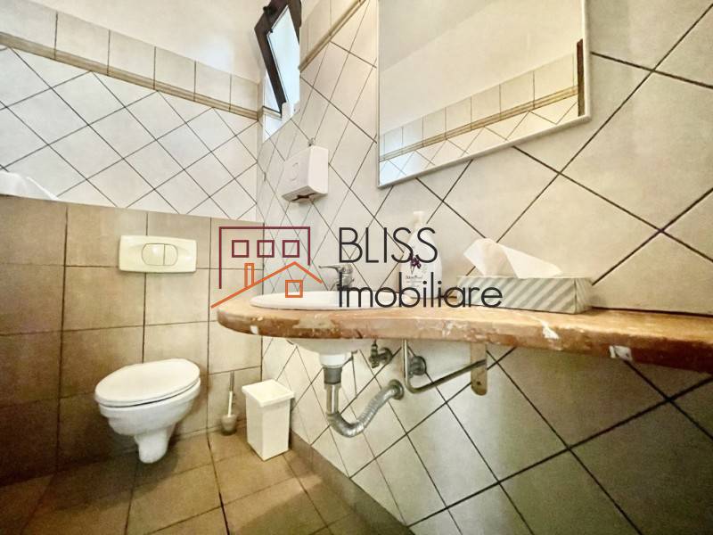 Vila Cu 10 Camere | Bliss Imobiliare / Photo 9 - BLISS Imobiliare