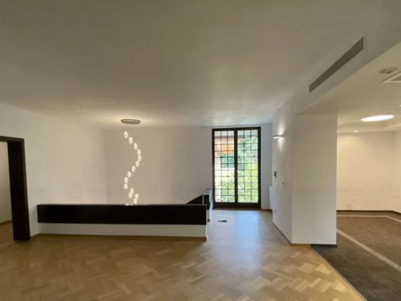 Exclusive Primaverii Villa, 13 Rooms, Bucharest | Bliss Imobiliare / Photo 9 - BLISS Imobiliare