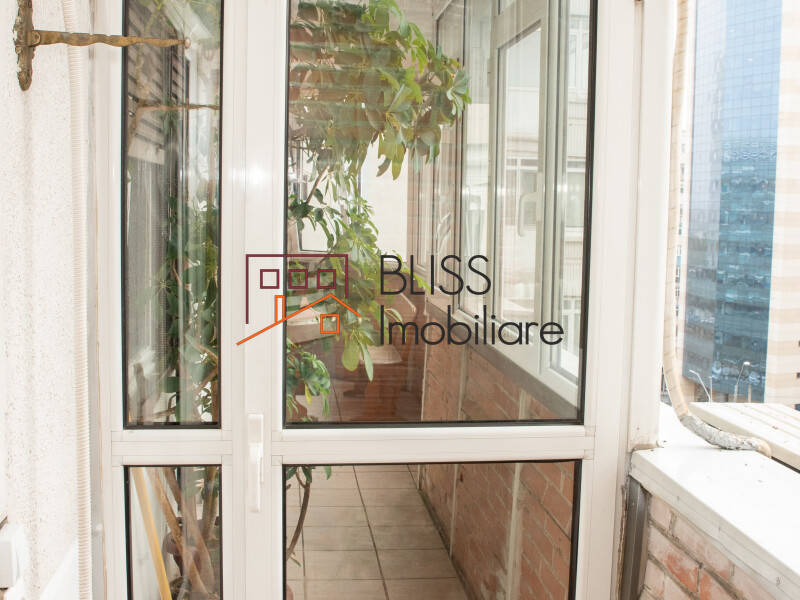 Apartament De 3 Camere, 70mp Cu Atmosfera Artistica In Piata Victoriei | Bliss Imobiliare / Photo 14 - BLISS Imobiliare