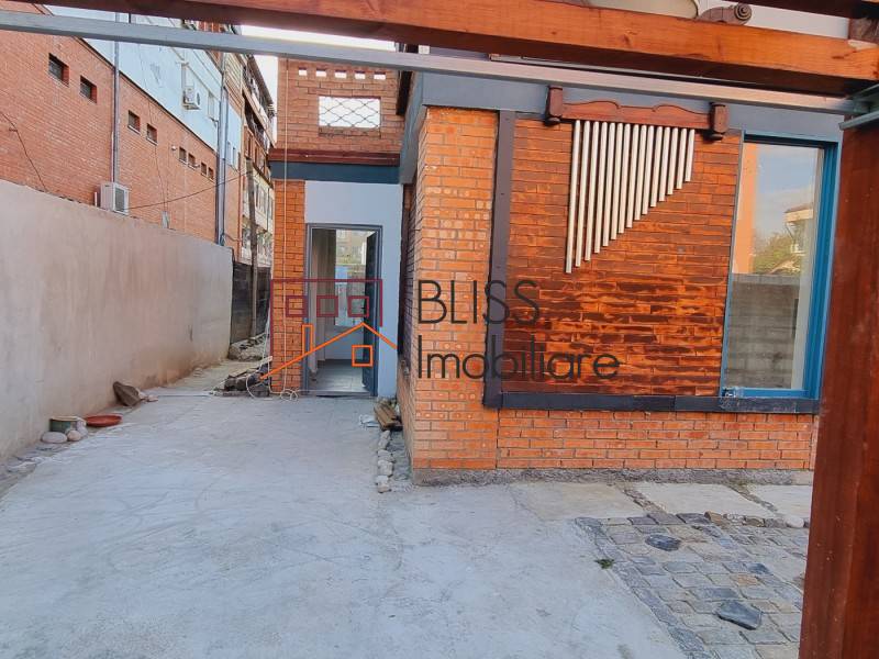 Casa Cu 6 Camere Zona Iancu Nicolae | Bliss Imobiliare / Photo 2 - BLISS Imobiliare